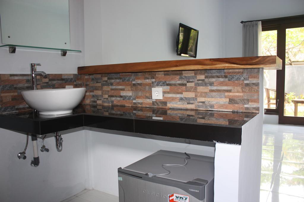 ホテルU House Seminyak ケロボカン 部屋 写真