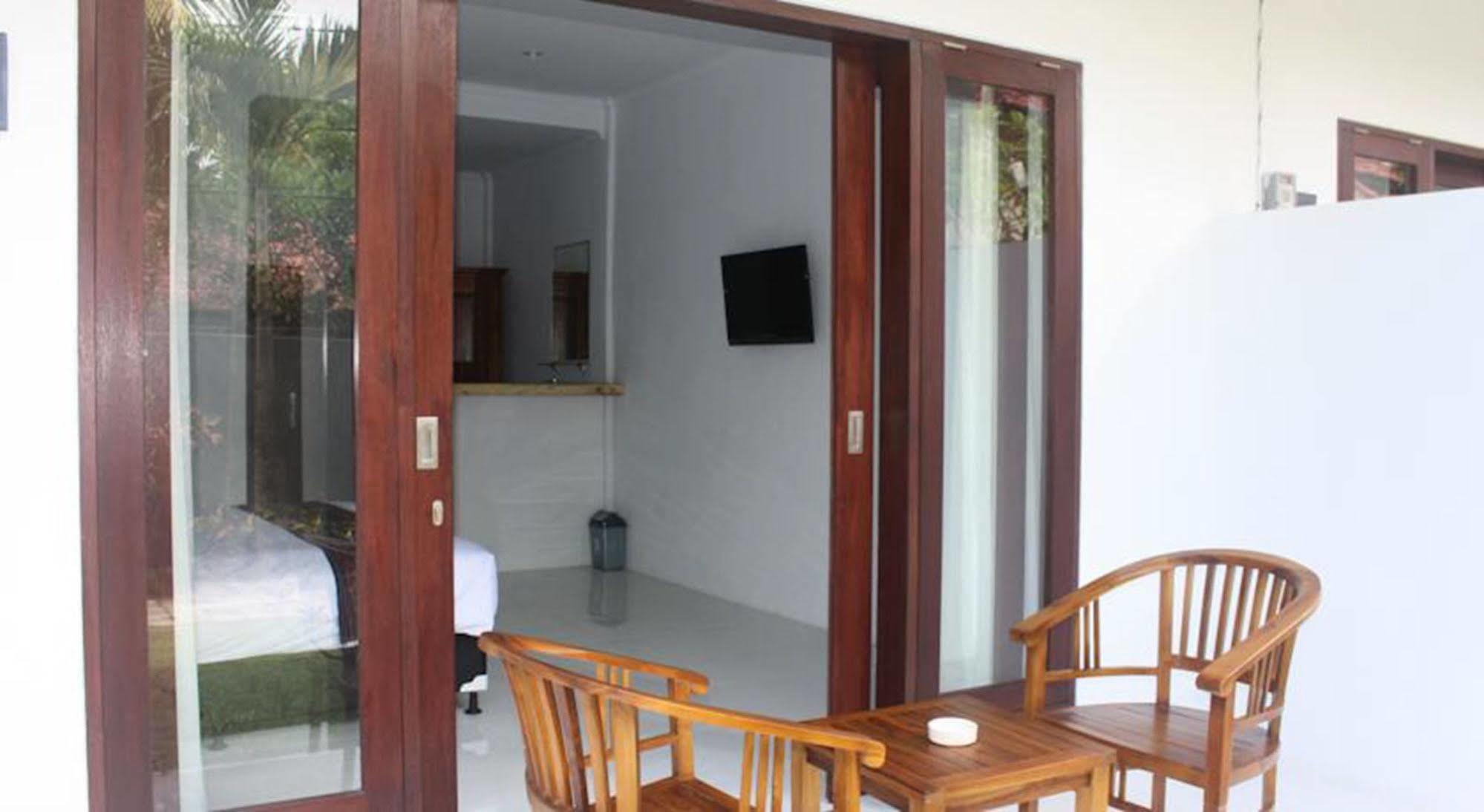 ホテルU House Seminyak ケロボカン エクステリア 写真