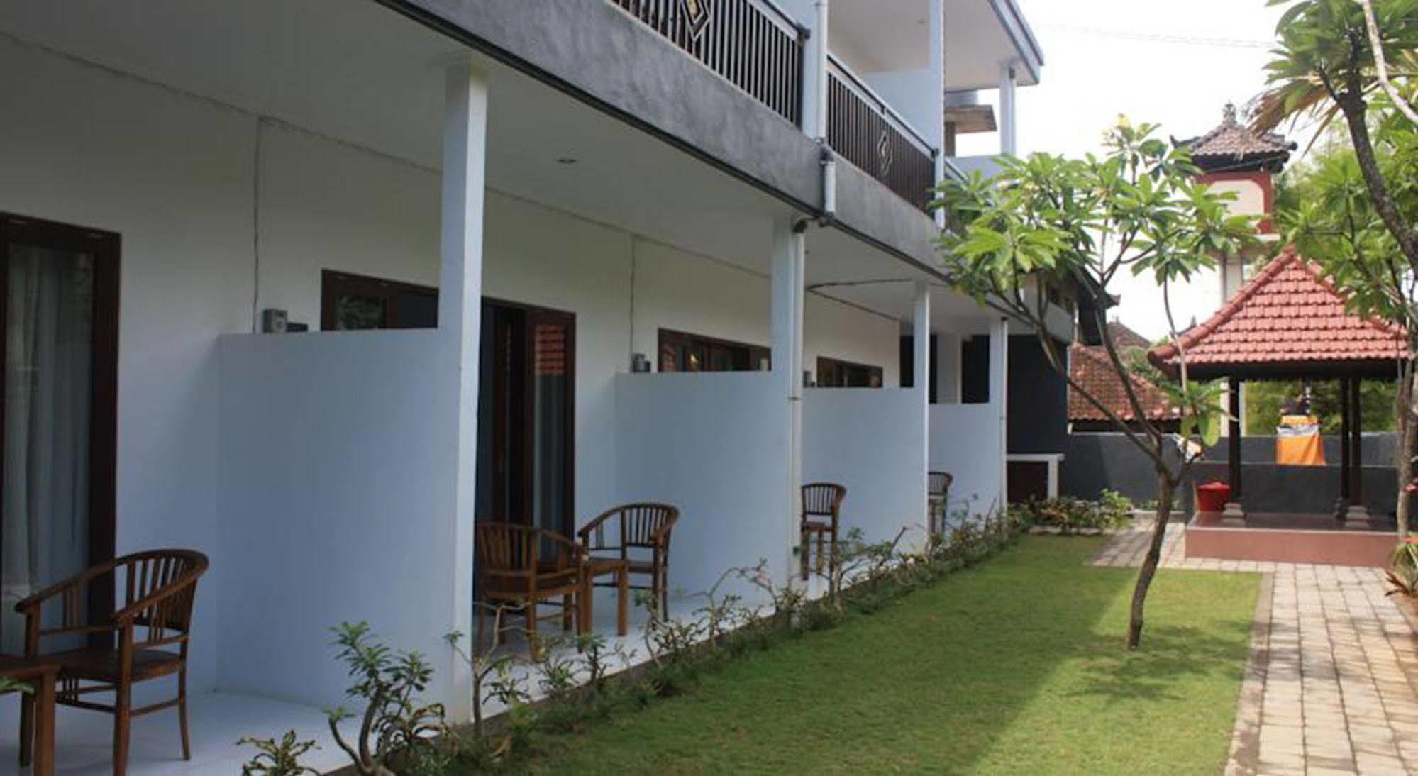 ホテルU House Seminyak ケロボカン エクステリア 写真